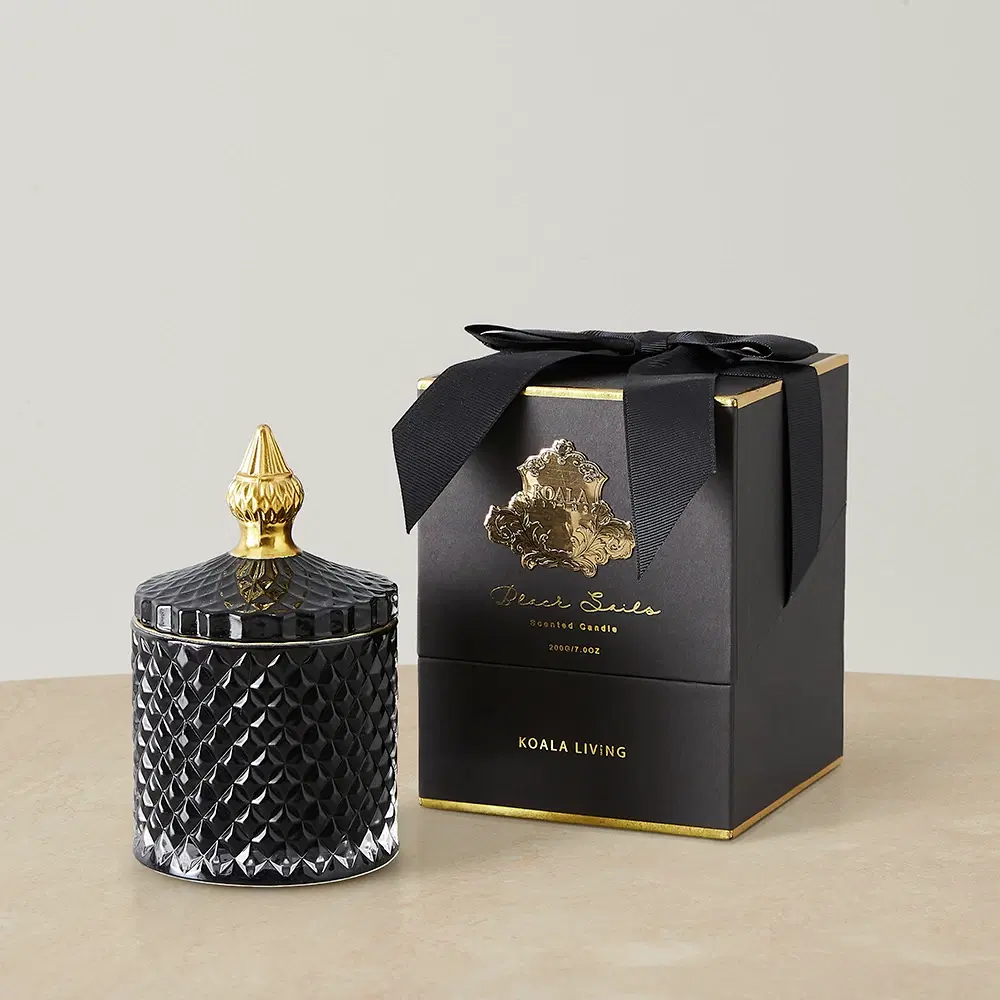 Black Sails Candle 200g