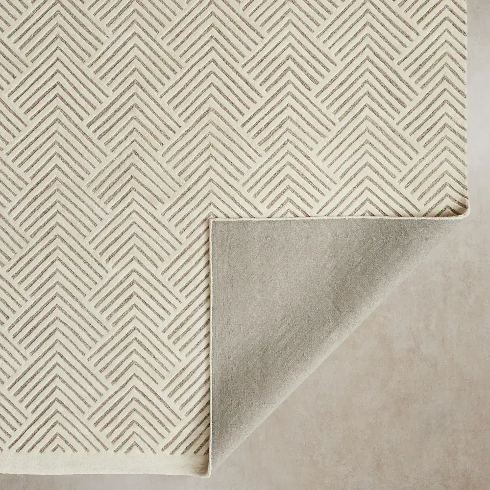 Alistair Ivory Beige Floor Rug - Medium 200cm x 300cm