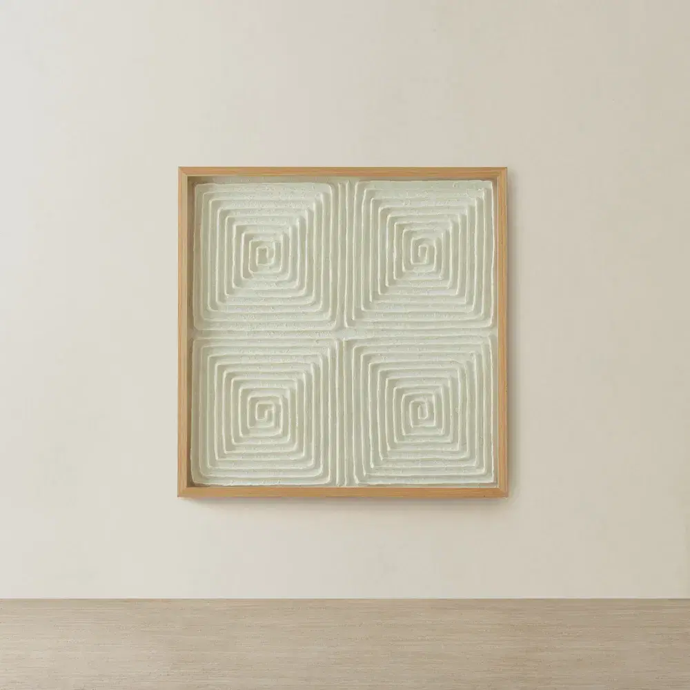 Apparition Shadow Box